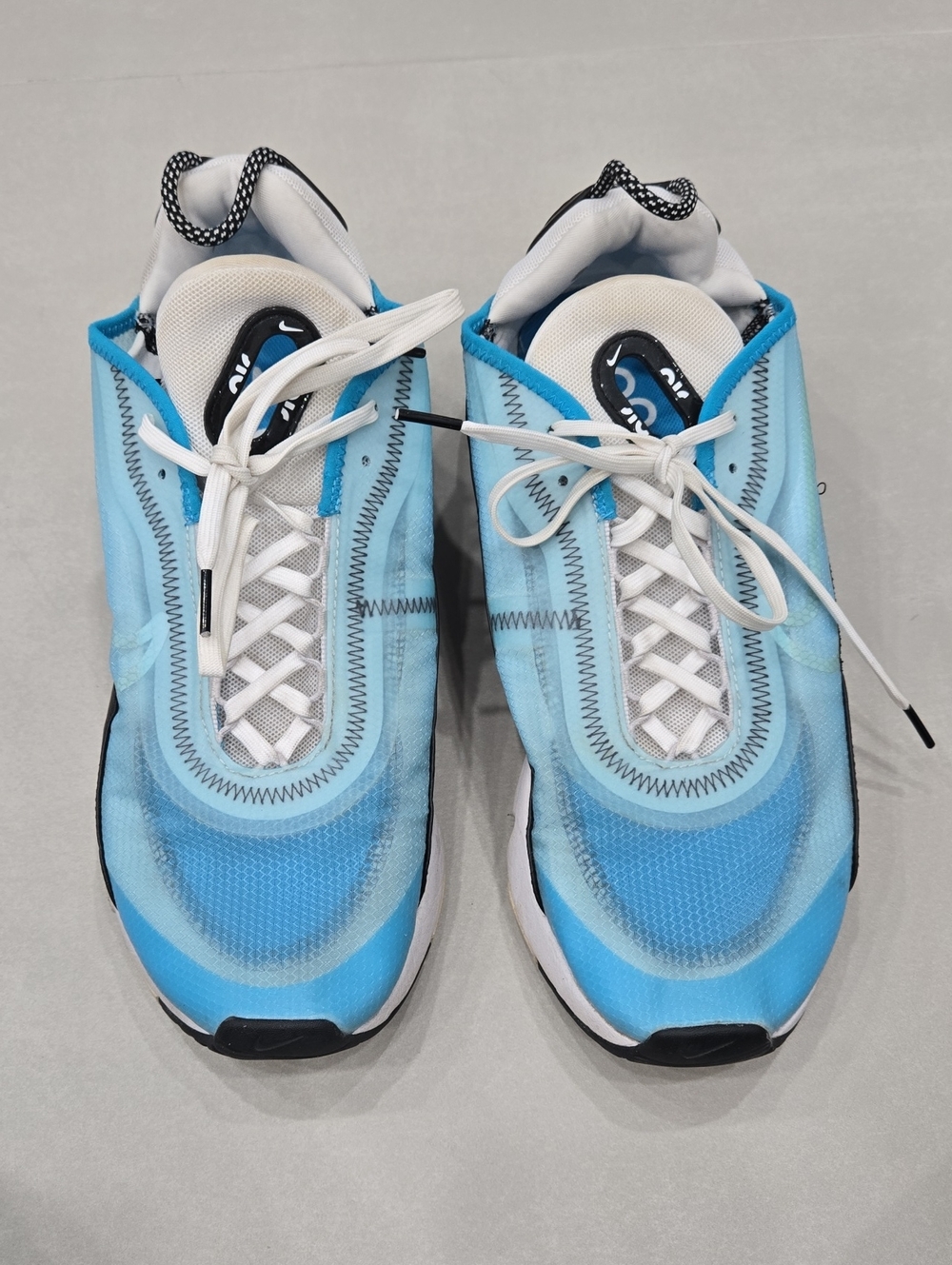 Nike Men's Air Max 2090 Laser Blue/Black Size 10